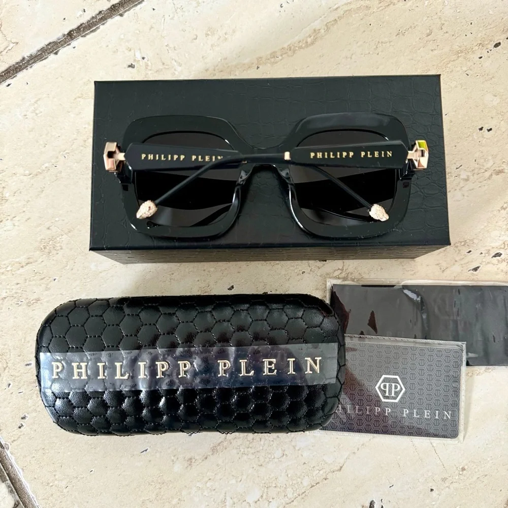 New! Philipp Plein Queen SPP065S Col.0700 Glossy Black Sunglasses, Authentic
